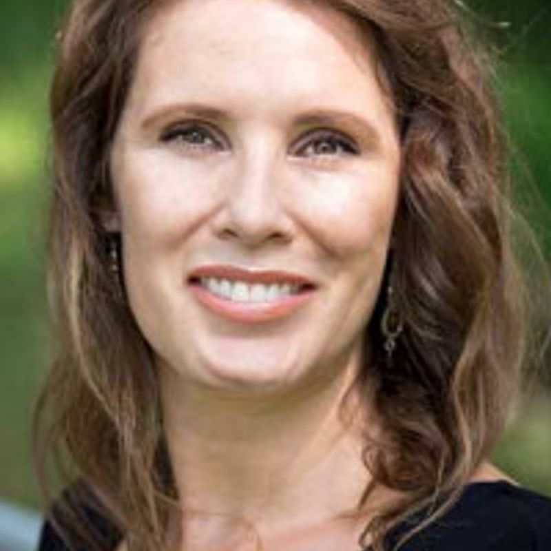 Ariel Lawhon profile picture
