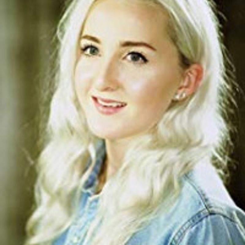 Holly Jackson profile picture