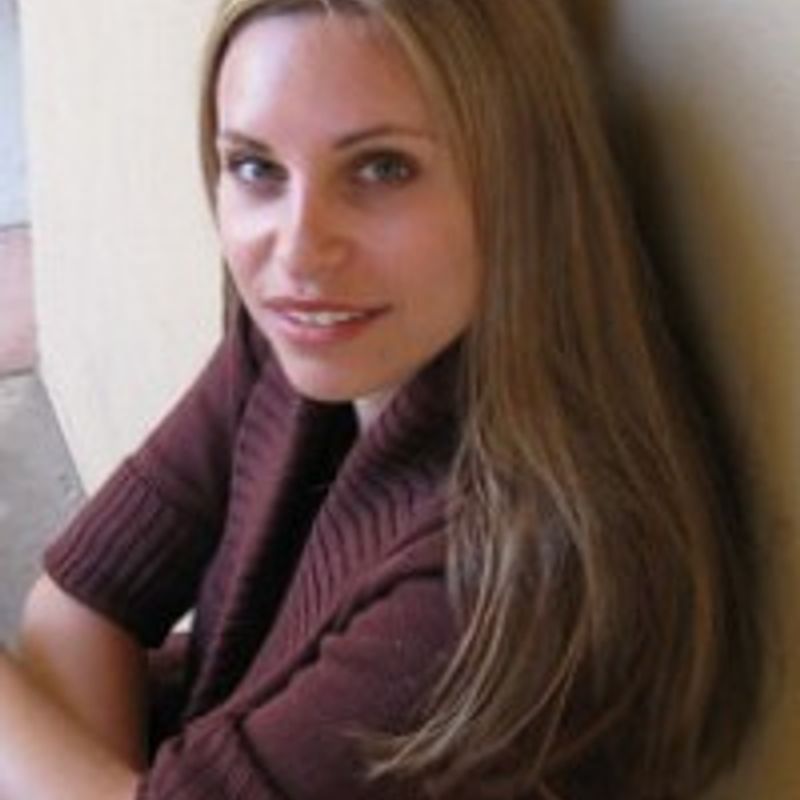 Courtney Sheinmel profile picture