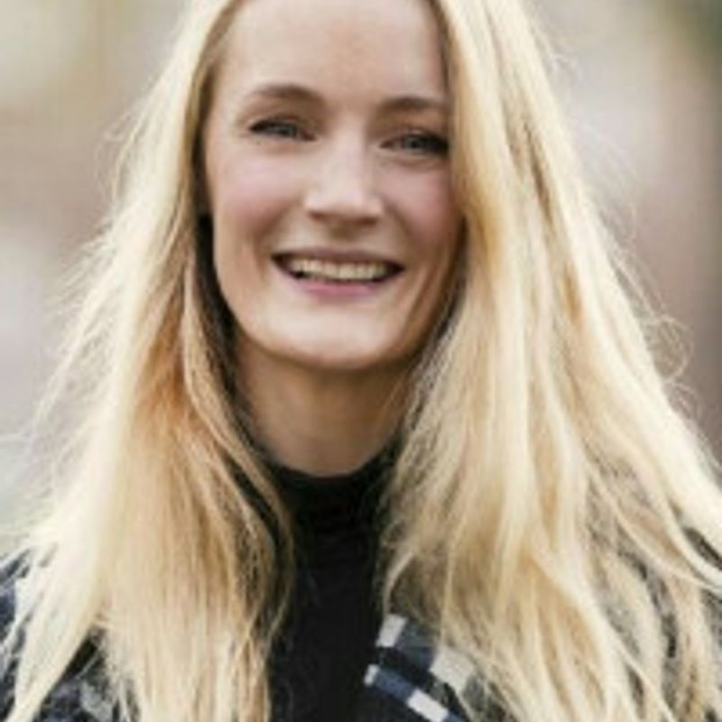 Lucy Foley profile picture