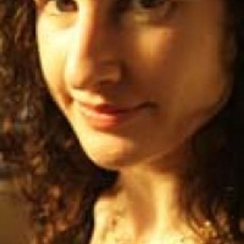 Holly Shumas profile picture