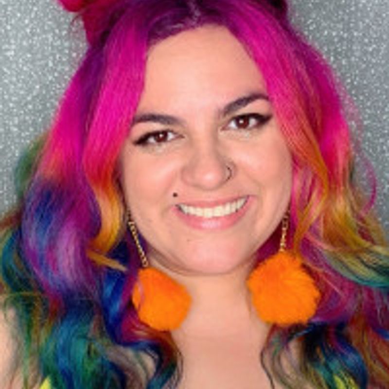 Maíra Medeiros profile picture