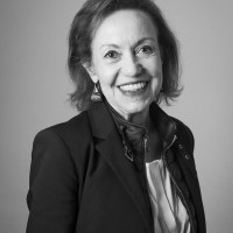 Lúcia Avelar profile picture