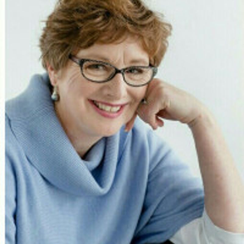 Fiona Lowe profile picture