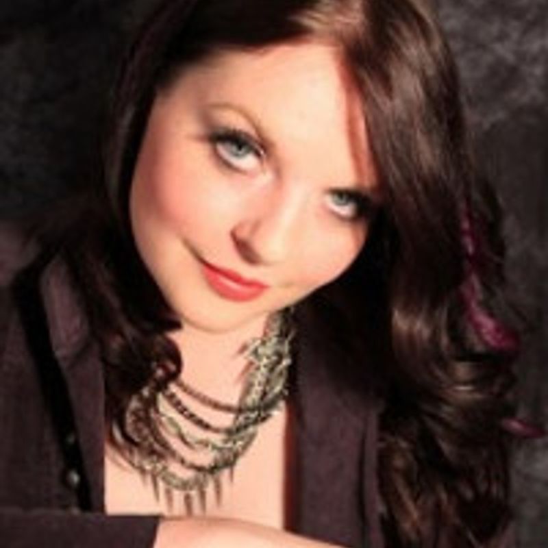 Elizabeth Richards profile picture