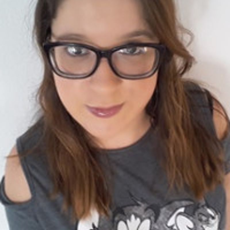 Helena Medeiros profile picture