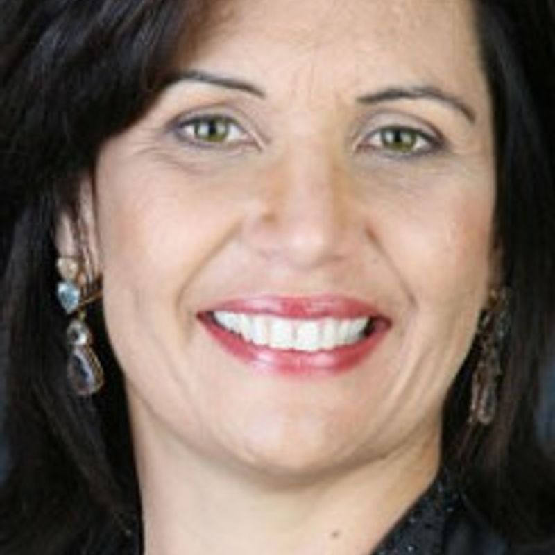 Maria Lúcia Rodovalho profile picture