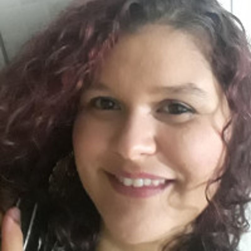 Cintia Marinho de Carvalho Braga profile picture