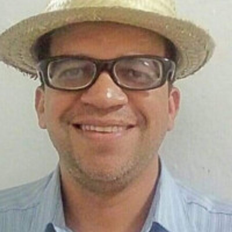 Lunas de Carvalho Costa profile picture