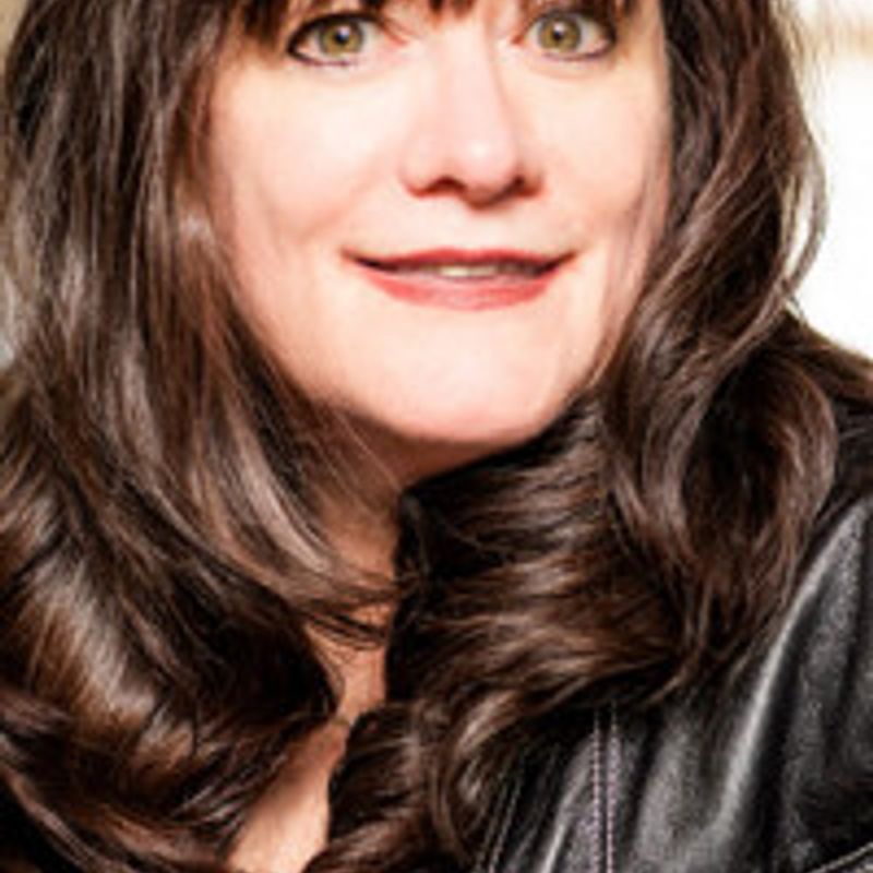 Holly George-Warren profile picture