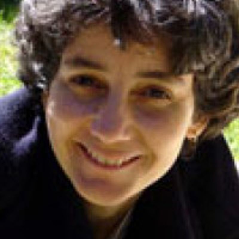 Marisa V. Ferraz profile picture