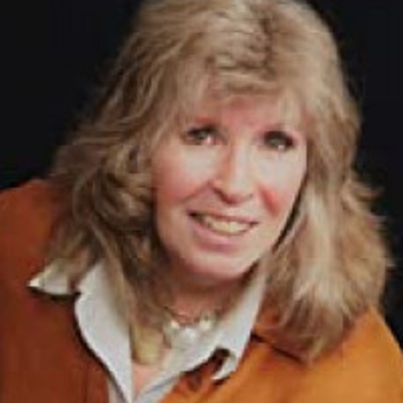 Beth Henderson profile picture