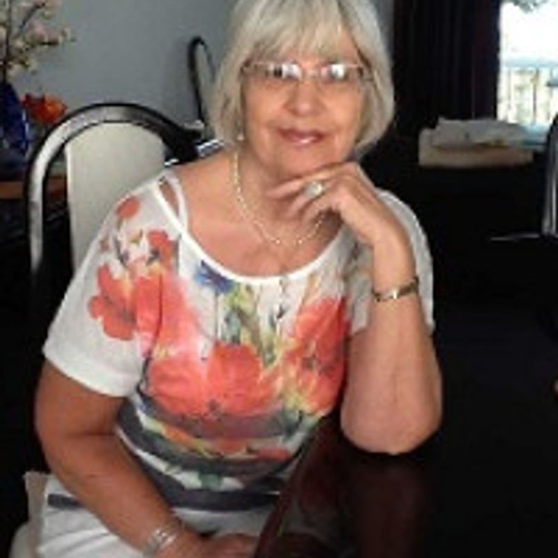 Rosie Clarke profile picture