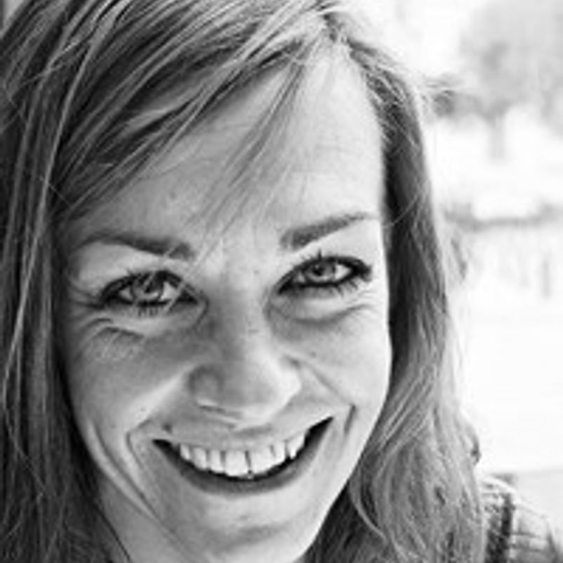Agnès Martin-Lugand profile picture