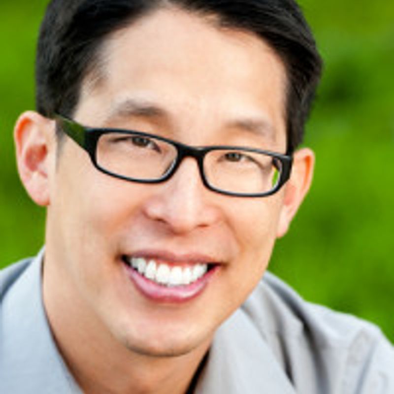Gene Luen Yang profile picture