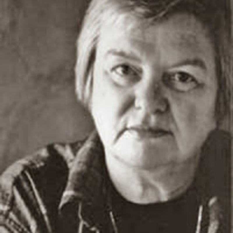Suzy McKee Charnas profile picture