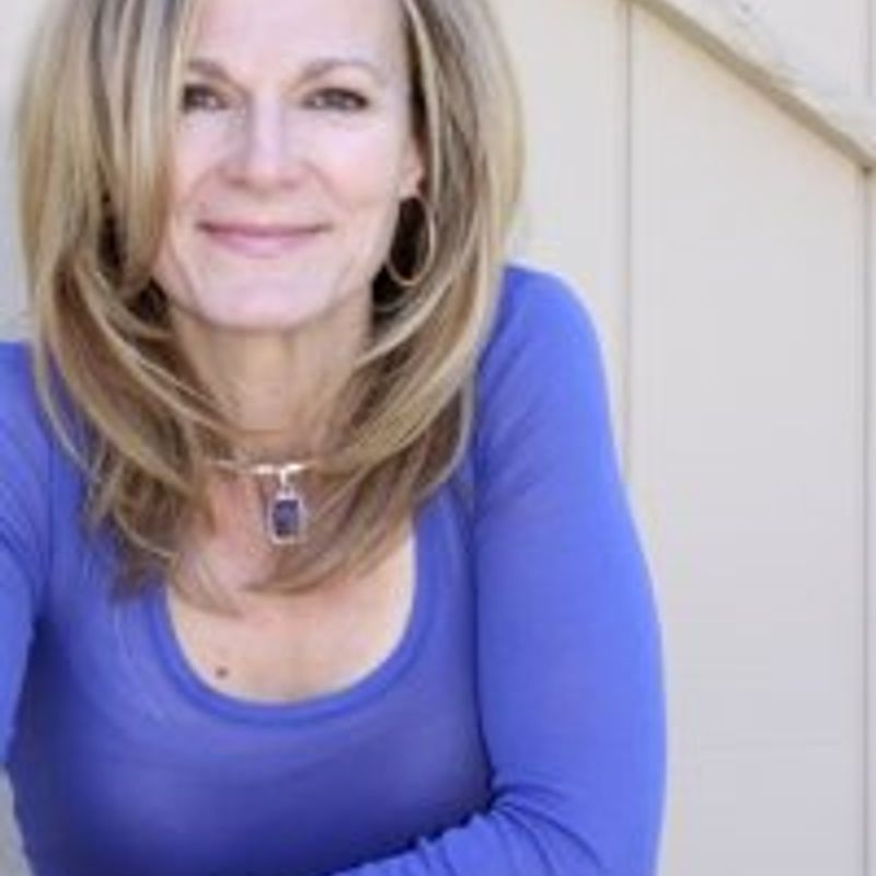 Lori Lansens profile picture