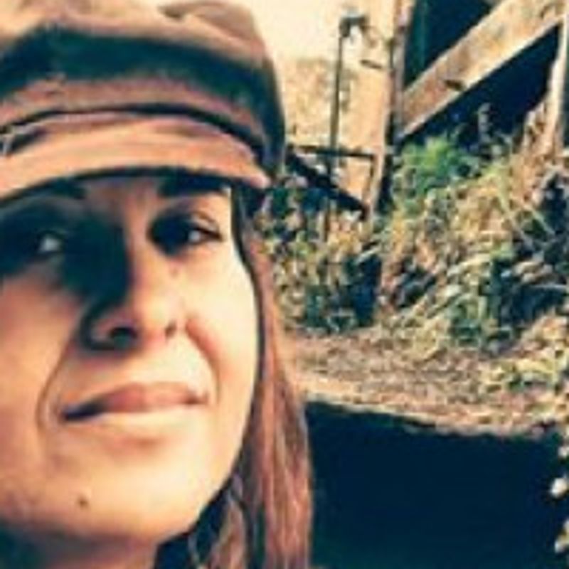 Tânia Souza profile picture