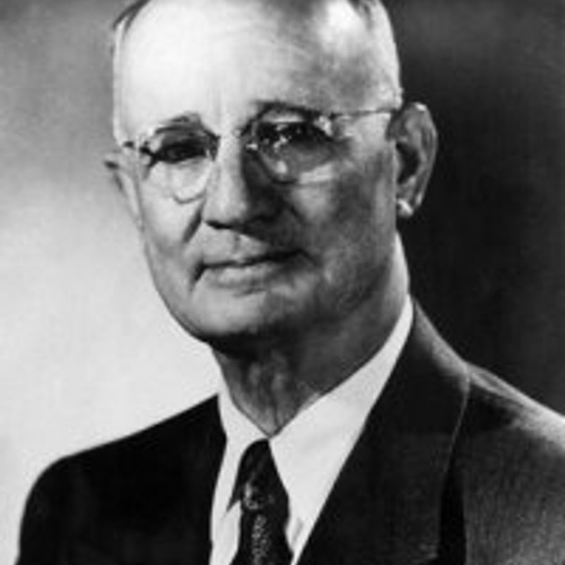Napoleon Hill profile picture