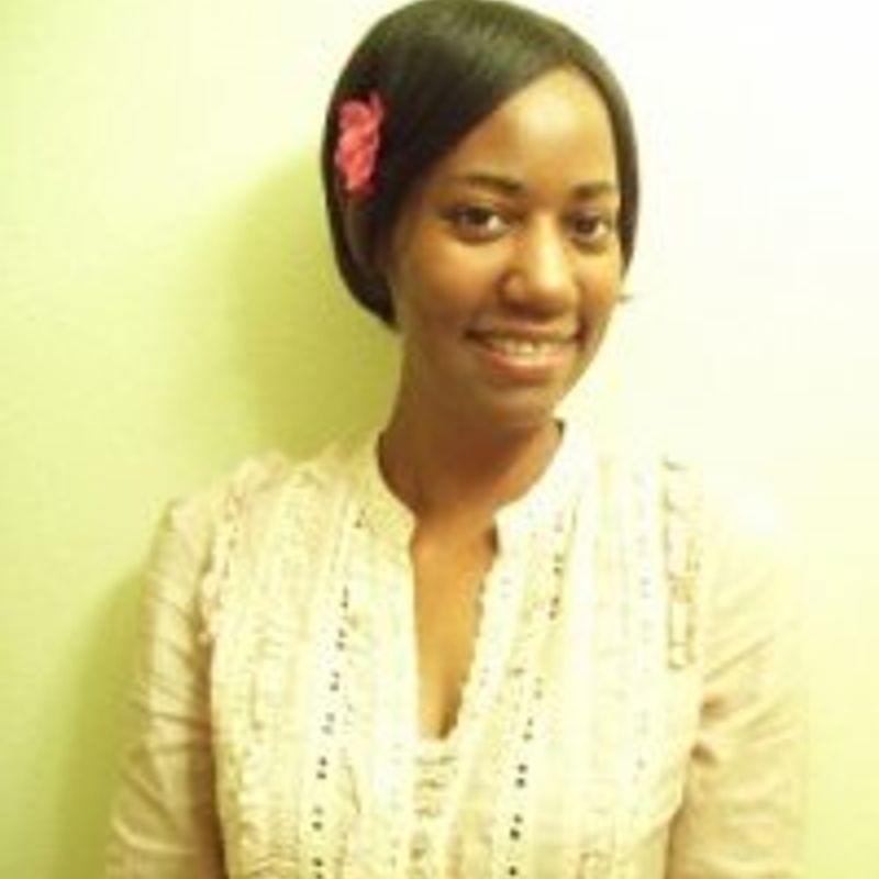 Dia Reeves profile picture