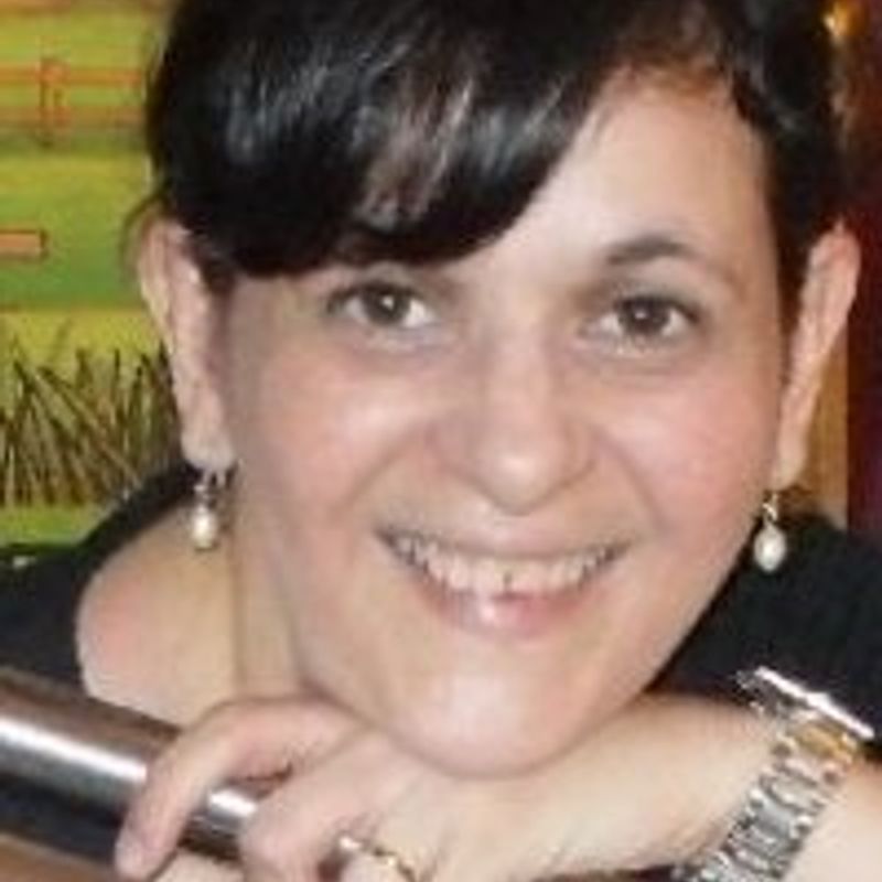 Simone de Melo profile picture