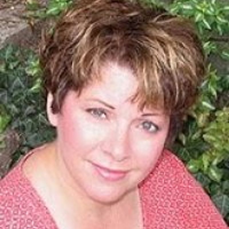 Melanie Benjamin profile picture
