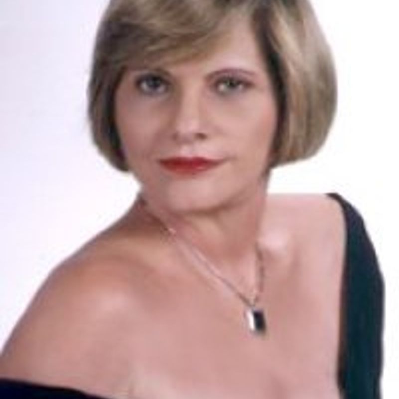 Regine Helena Silva dos Fernandes Vieira profile picture