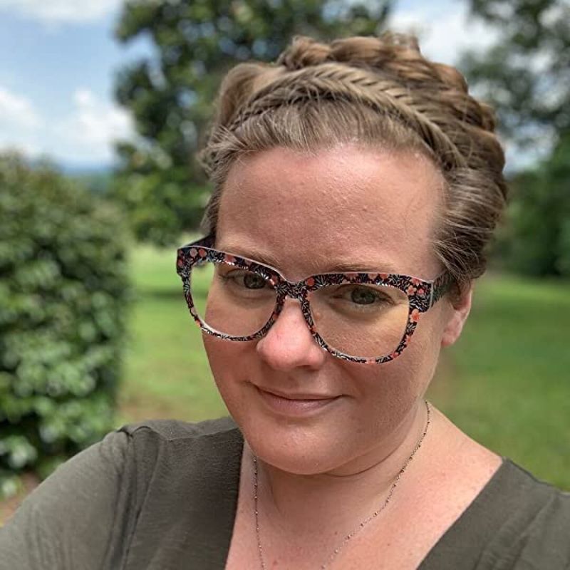 Beth Revis profile picture