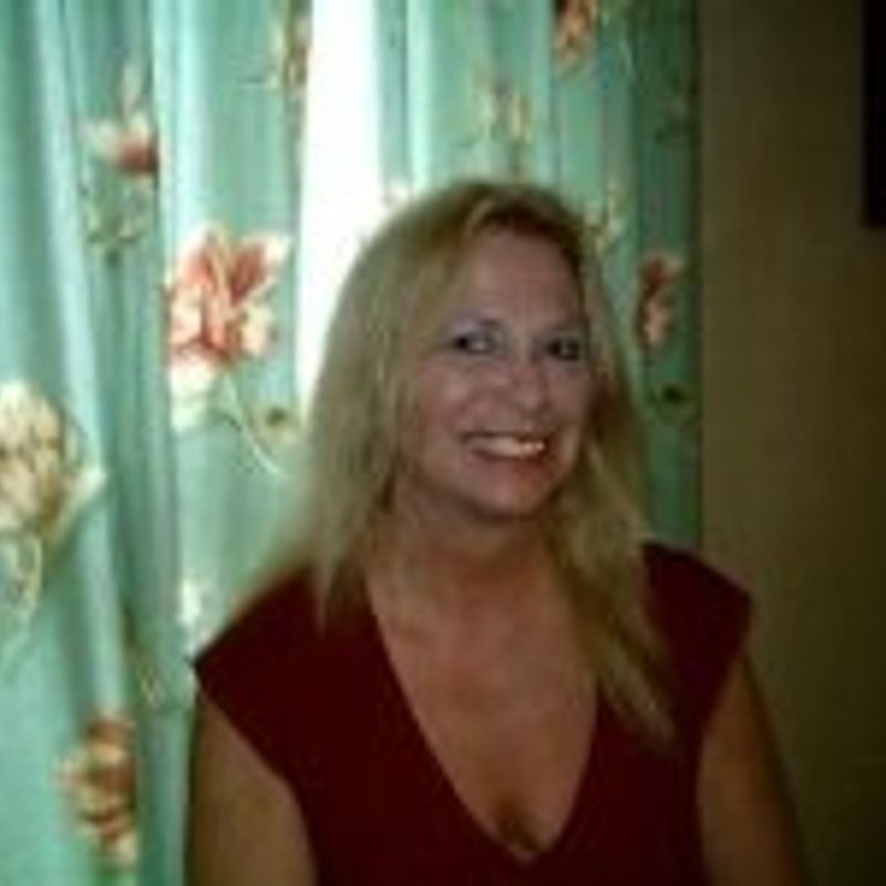 Lorie O'Clare profile picture