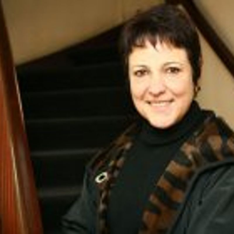 Jane Tutikian profile picture