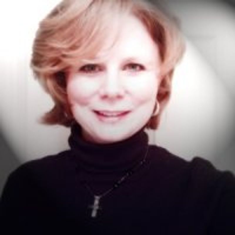 Stacey Kade profile picture
