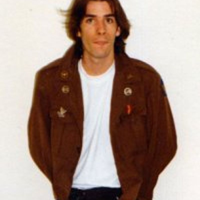 Roderick Edward "Legs" McNeil profile picture