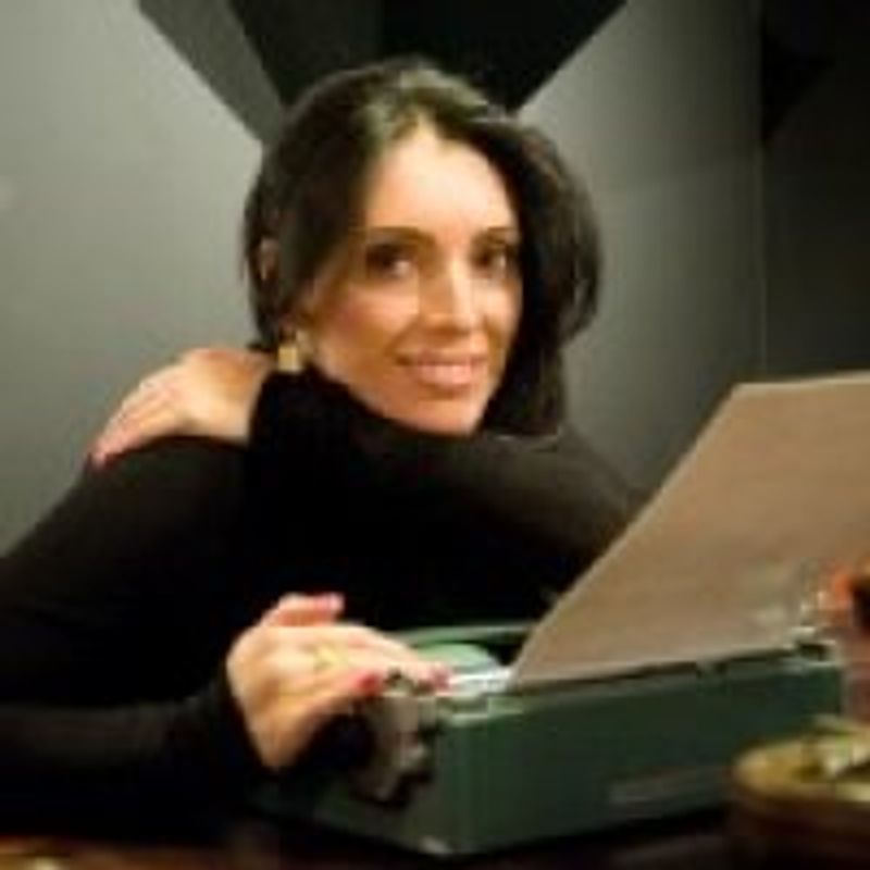 Elyandria Silva profile picture