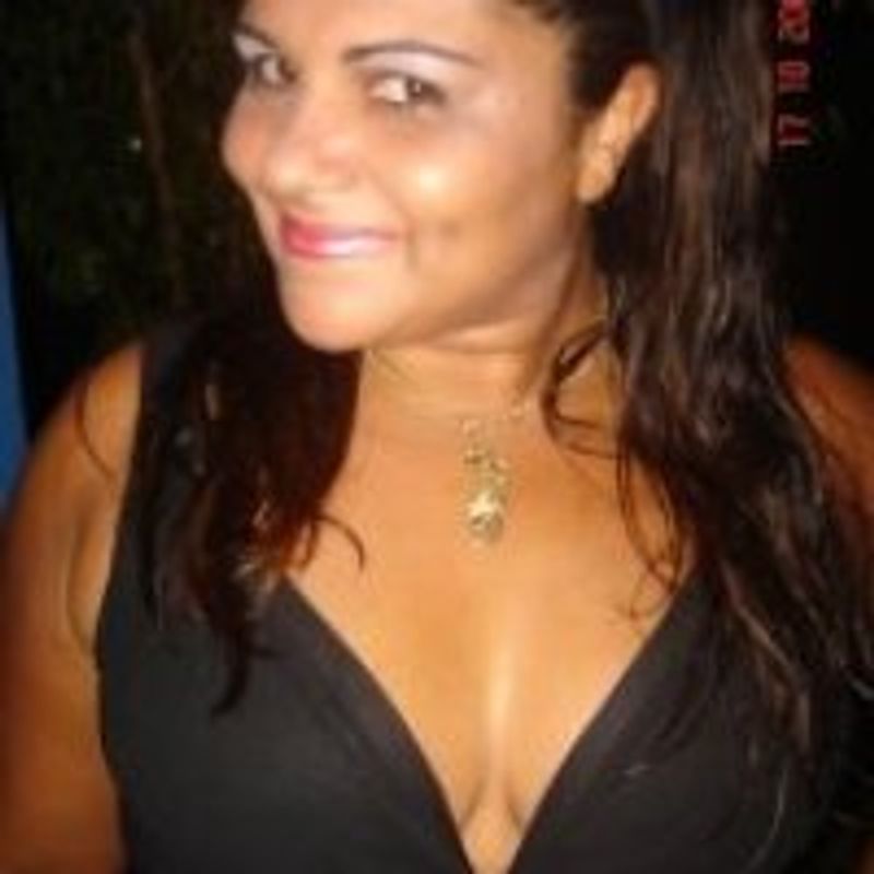 Izabelle Valladares profile picture