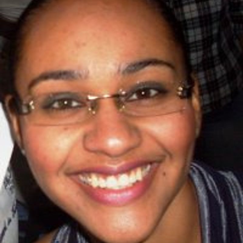 Juliane Fenicia Castro profile picture