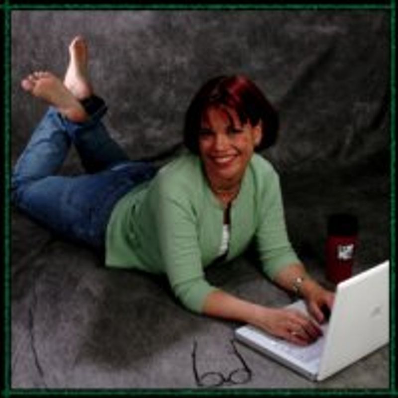 Rosemary Clement-Moore profile picture