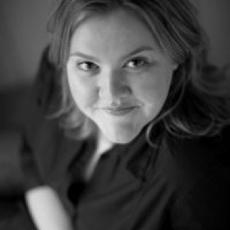 Sarah MacLean profile picture