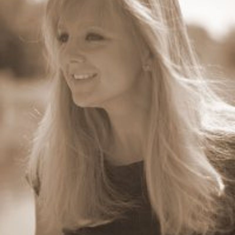 Jenna Blum profile picture