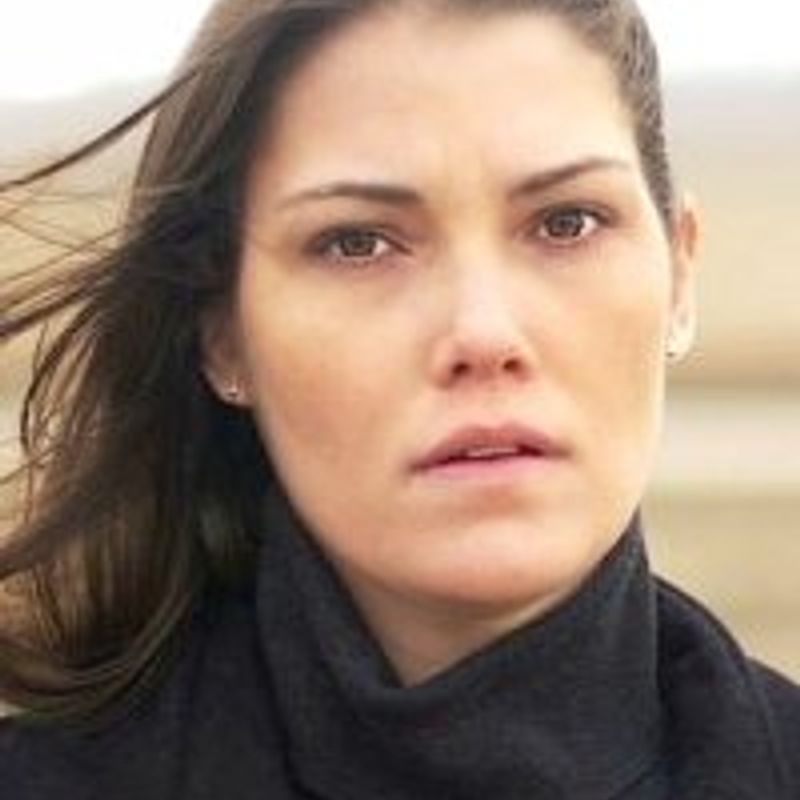 Julie Cross profile picture
