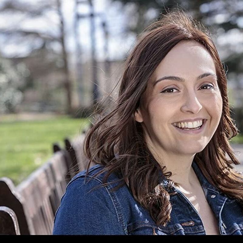 Lia Louis profile picture
