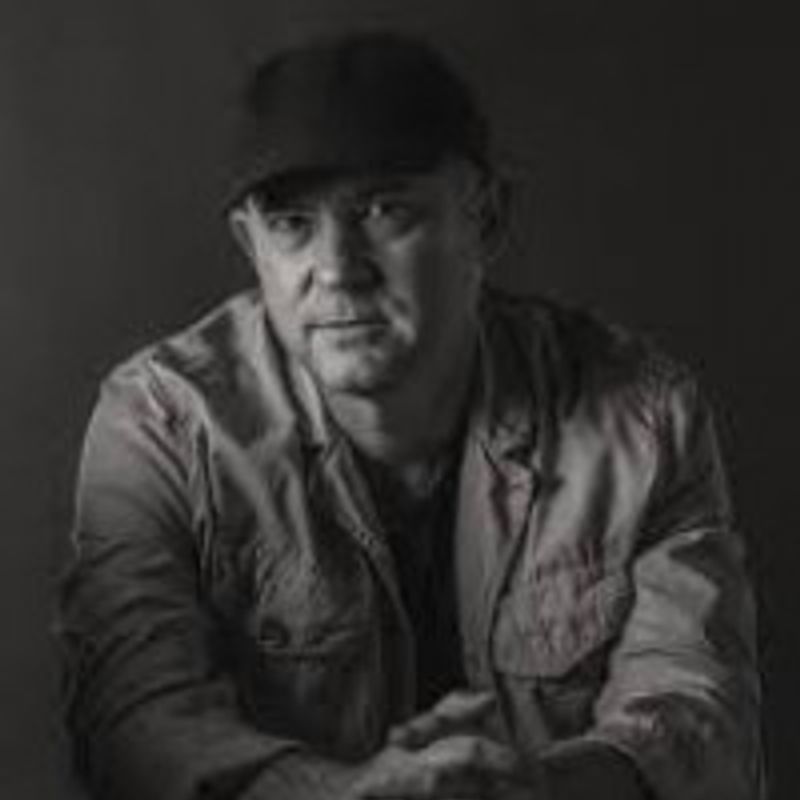 Dan Carlin profile picture