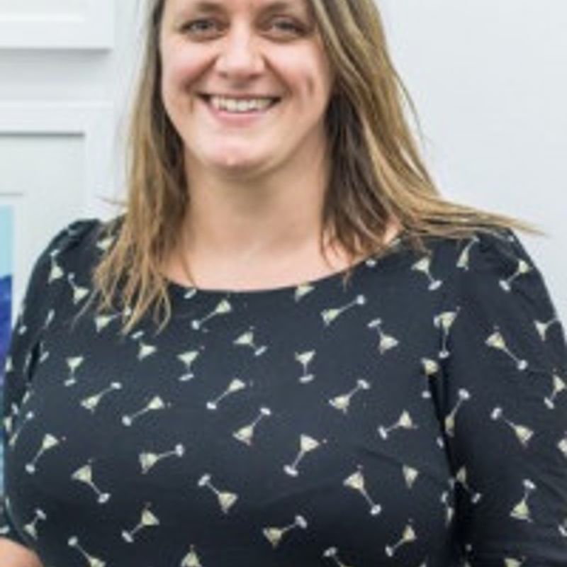 Sara Ogilvie profile picture