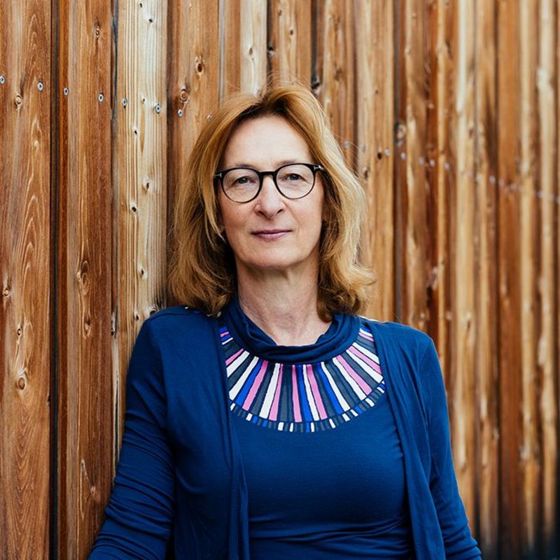 Alenka Zupančič profile picture