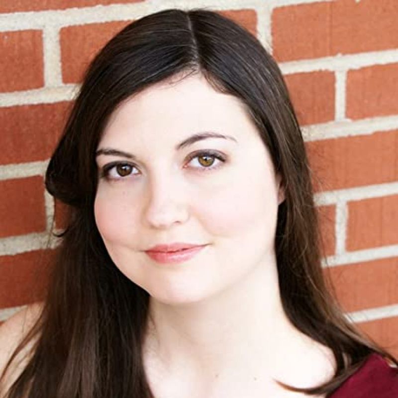 Laura Nowlin profile picture