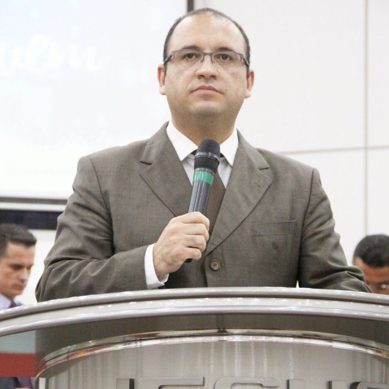 César Moisés Carvalho  profile picture