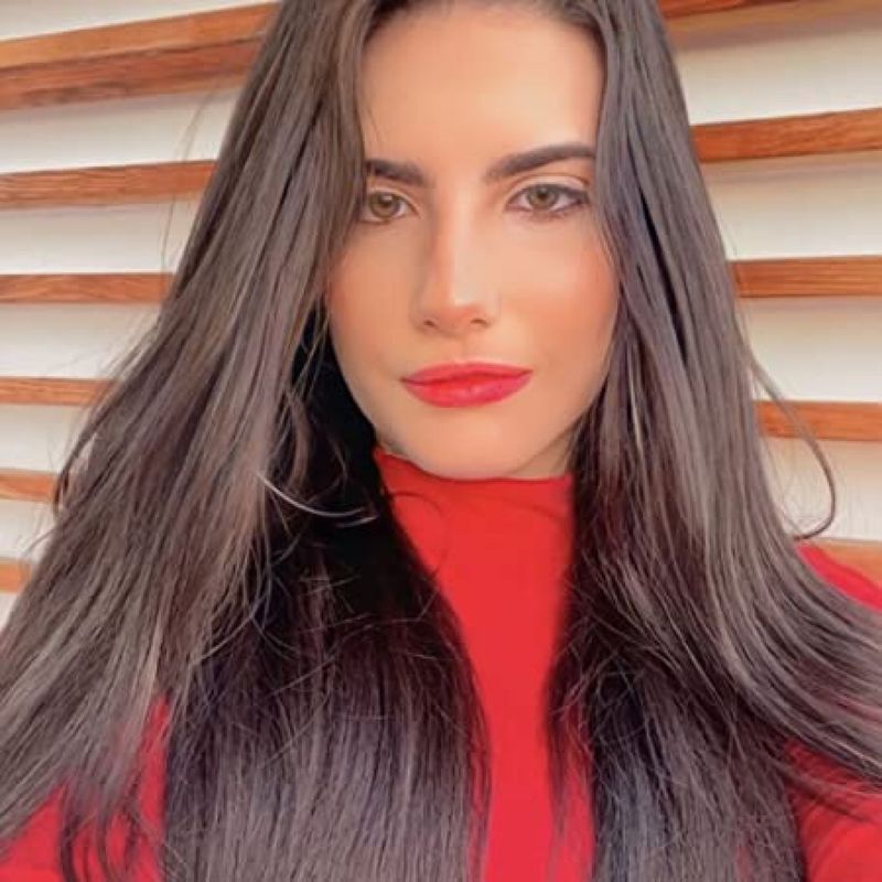 Luana Oliveira profile picture