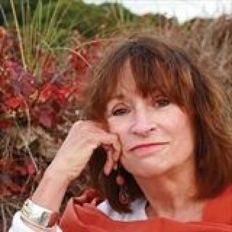 Anne D. LeClaire profile picture