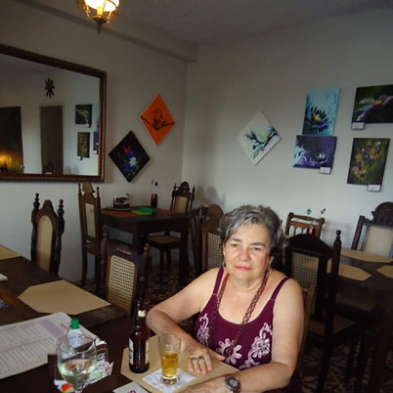 Eugênia Menezes profile picture