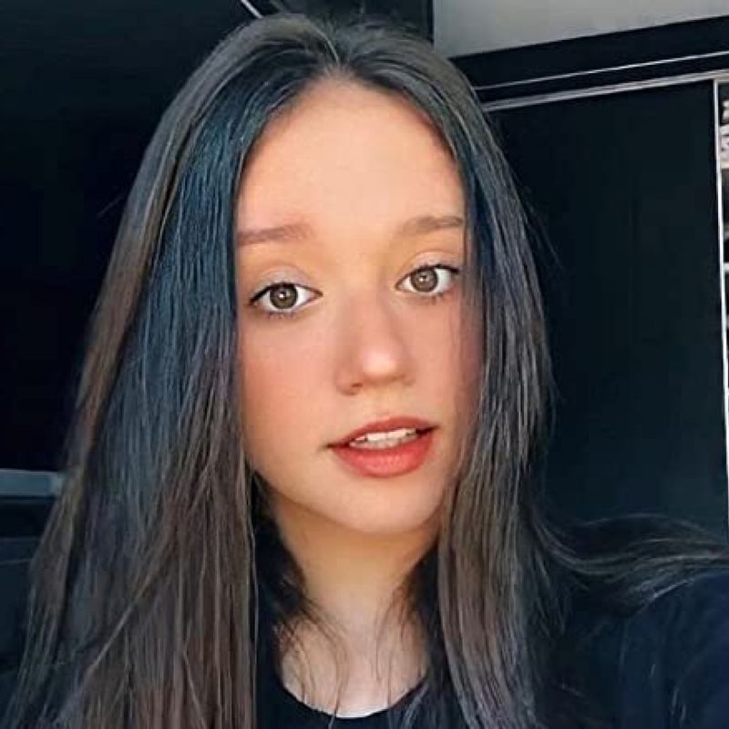 Maria Isabel Mello profile picture