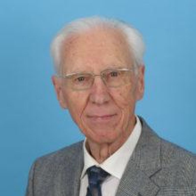 Helmut Haubeil profile picture